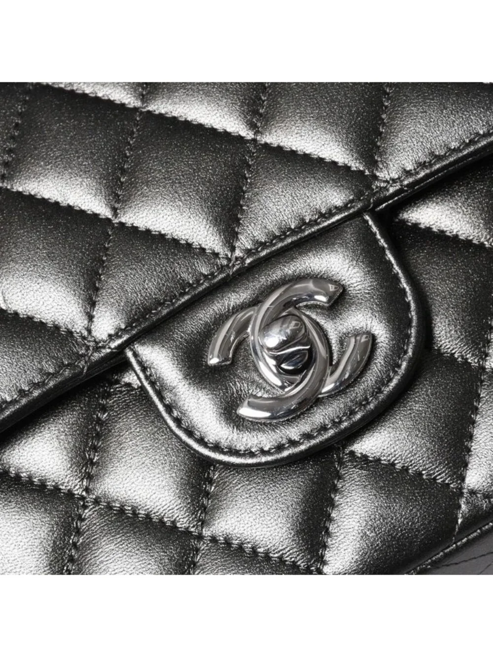 Chanel Quilted 25 Double Flap Chain Shoulder Bag Shine Gray Lambskin Silver